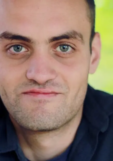 Сергей из Чернигова, мне 38, познакомлюсь для приятного времяпровождения