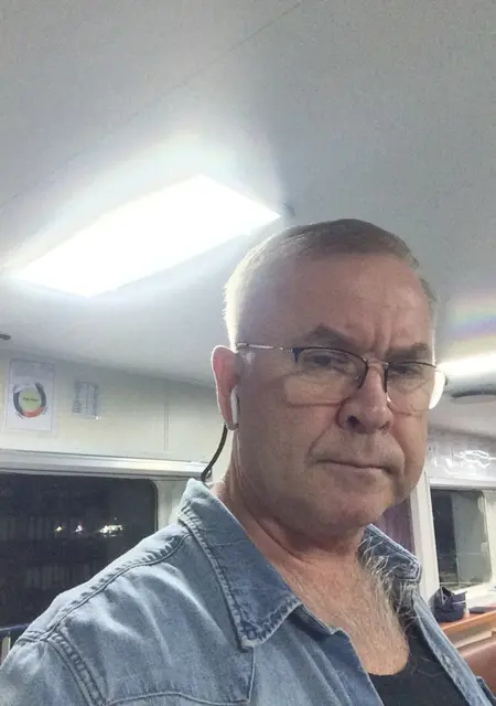 Я Dmitriy, 63, знакомлюсь для дружбы в Одессе