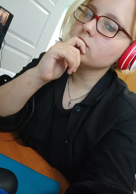 Я Офелия, 23, из Могилёва, ищу знакомство для общения