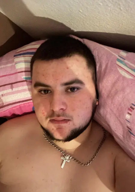 Я Vasya, 28, из Праги, ищу знакомства без обязательств