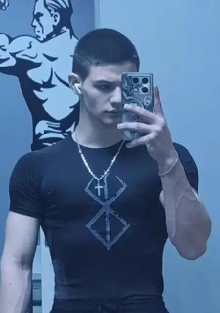 Максим з Білгород-Дністровський, шукаю на сайті вірт