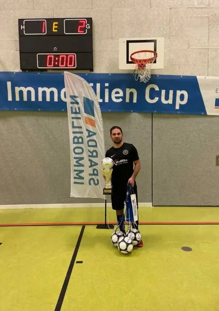 Enzoo из Берлина, мне 42, познакомлюсь