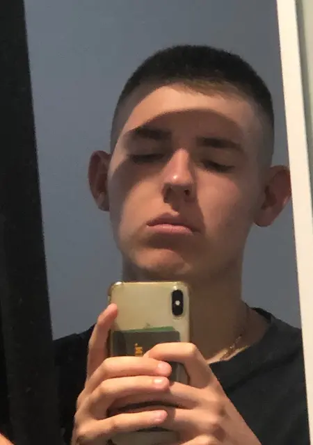 Daniil из Скаржиско-Каменна, ищу на сайте открытые отношения