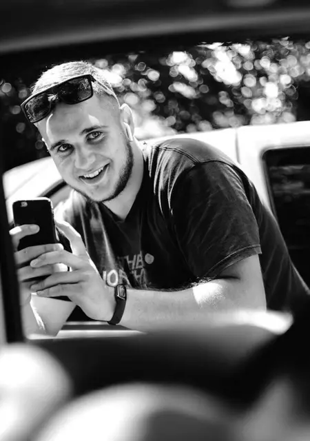 Я Андрій, 28, знакомлюсь для приятного времяпровождения в Львове