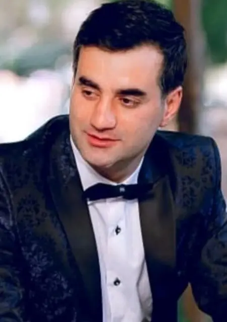 Я Thogrul, 42, знакомлюсь для дружбы в Баку