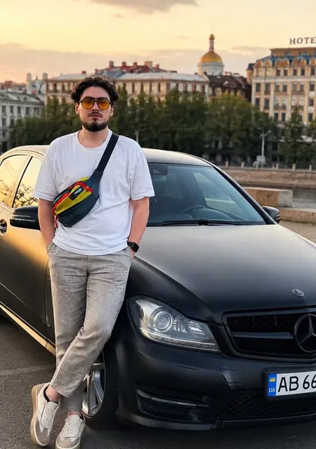 Я Алекс, 25, из Калиновки, ищу знакомство для открытые отношения