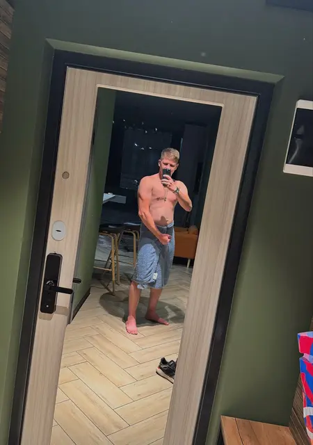 Анрей из Стаханова, мне 28, познакомлюсь для вирта