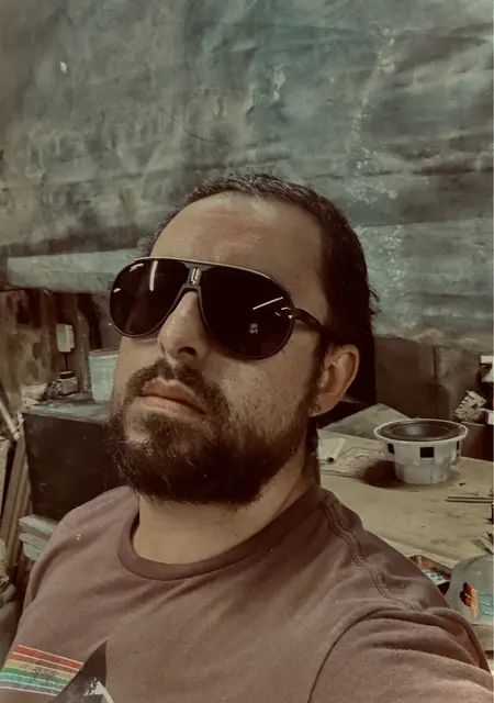 Я Jonathan, 40, знакомлюсь на одну ночь в Гвадалахаре