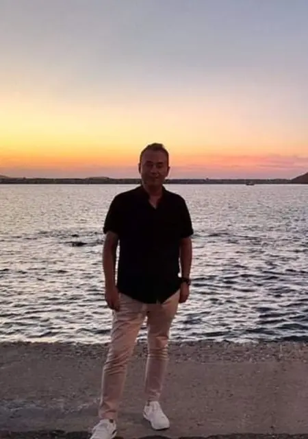 Ilias из Афин, мне 41, познакомлюсь