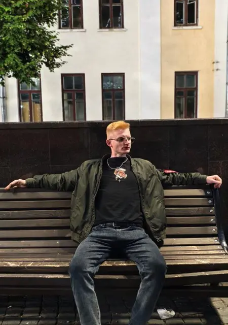 Я Станислав, 24, из Бреста, ищу знакомство для приятного времяпровождения