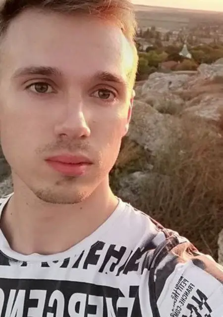 Артем из Праги, мне 28, познакомлюсь для приятного времяпровождения