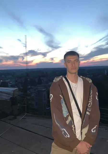 Алексей из Харькова, ищу на сайте знакомства без обязательств