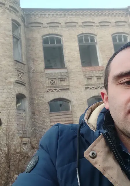 Денис из Гомеля, мне 31, познакомлюсь