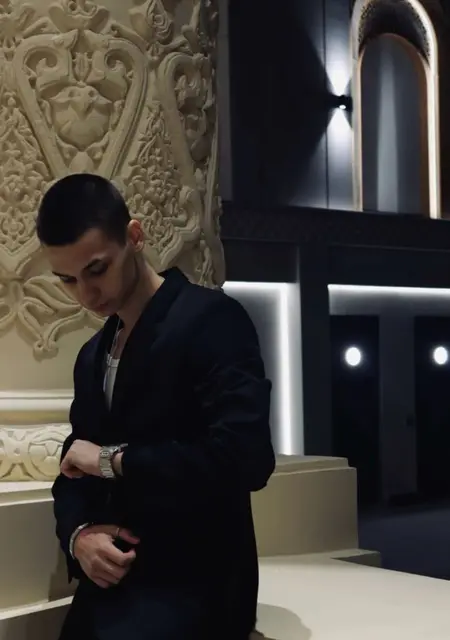 Я Ваня, 25 років, знайомлюсь для спілкування у Надвірна