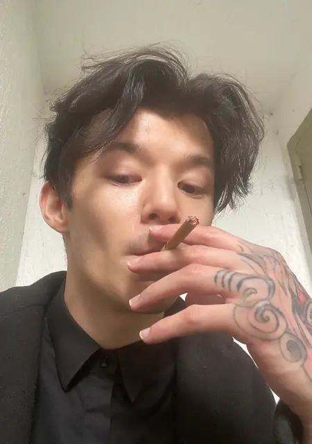 Dander из Амстердама, мне 27, познакомлюсь на одну ночь