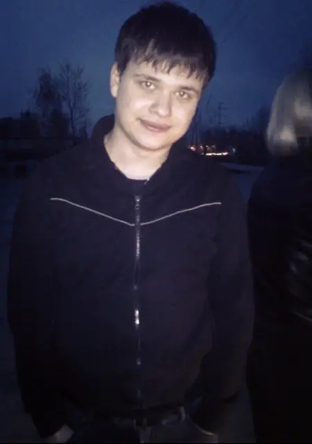 Я Ромка, 36, из Донецка, ищу знакомство для приятного времяпровождения