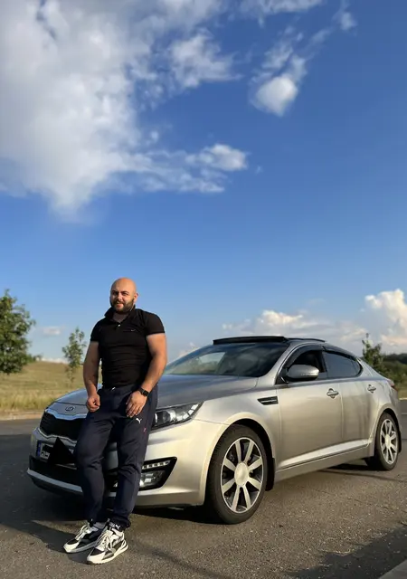 Давид з Краматорська, мені 33 років, познайомлюсь для постійних стосунків