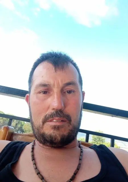 Nabeel Ahmed из Афин, ищу на сайте знакомства на одну ночь