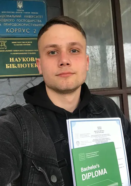 Я Саша, 24 років з Рівного, шукаю знайомство для приємного проведення часу