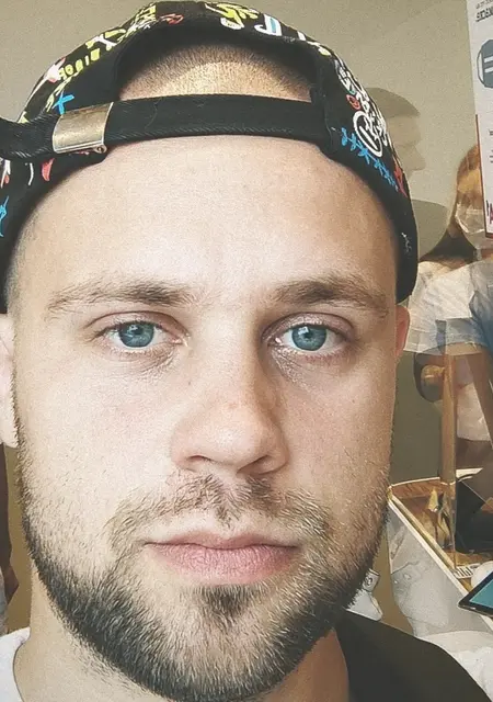 Я Александр, 30, знакомлюсь для общения в Гомеле