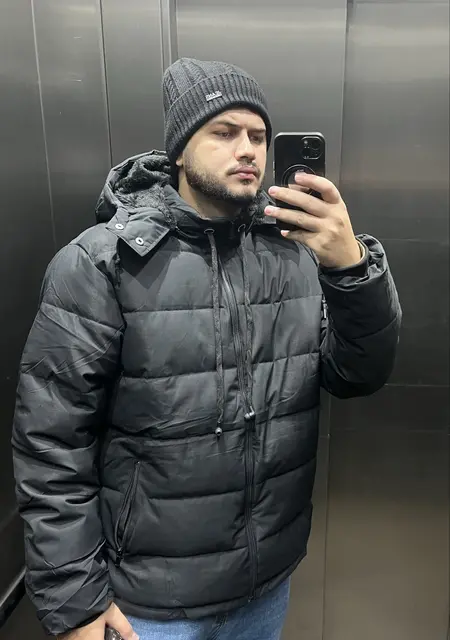 Soy Rony, 28 años de Alicante, busco conocer gente para lío de una noche