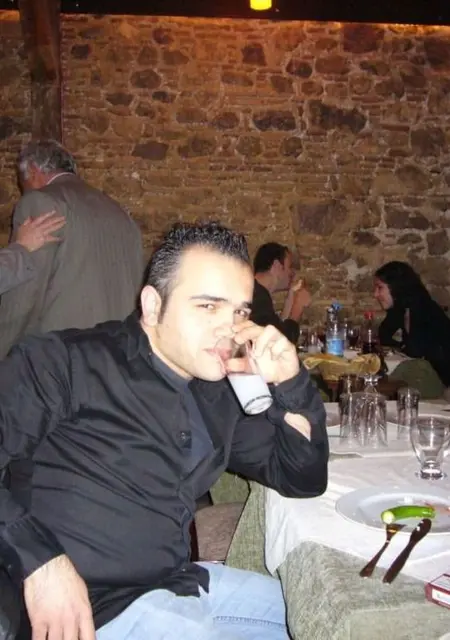 Erol из Стамбула, мне 37, познакомлюсь