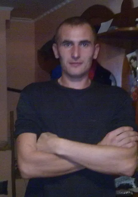 Я Иван, 39, знакомлюсь без обязательств в Шымкенте