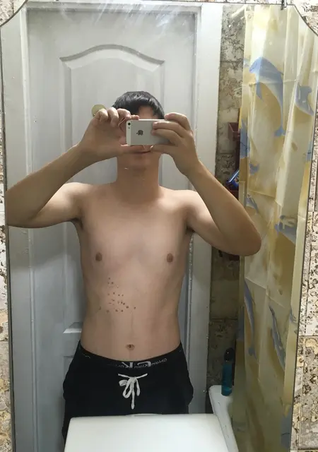 Я Давид, 19, из Кривого Рога, ищу знакомство для приятного времяпровождения