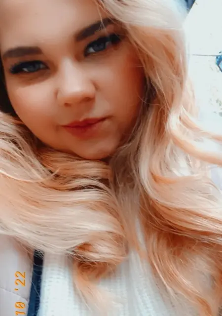 Лиза из Житомира, ищу на сайте знакомства без обязательств