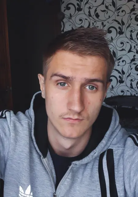 Саня из Тернополя, ищу на сайте знакомства на одну ночь