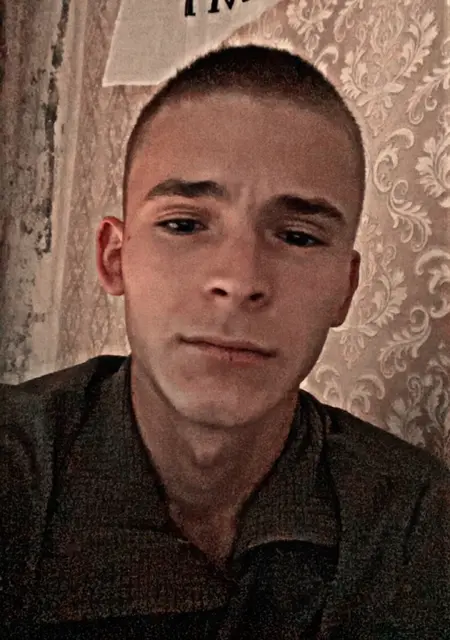 Я Данил, 20 років, знайомлюсь без зобов'язань у Луганську