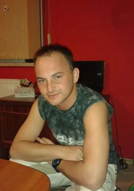 Tomasz из Варшавы, мне 36, познакомлюсь