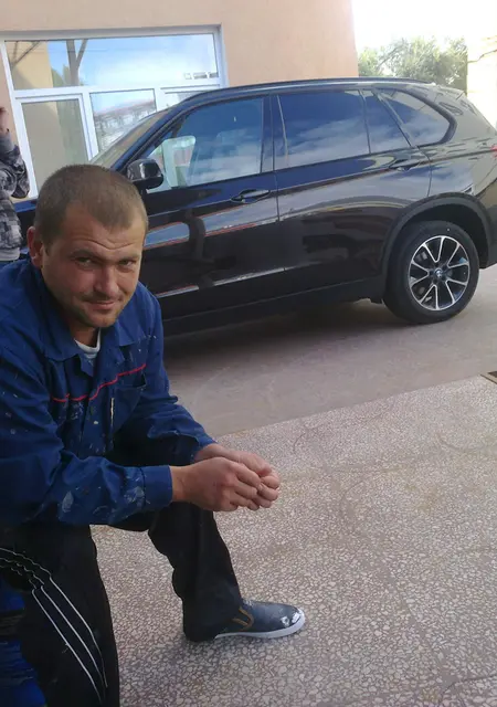 Артём з Луганська, мені 42 років, познайомлюсь на одну ніч