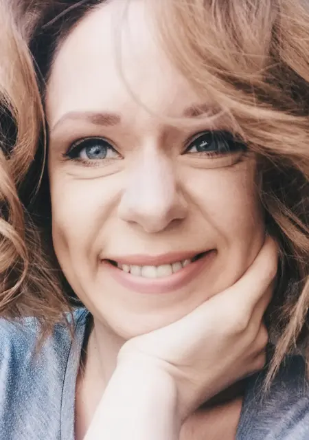 Я Елена, 40, знакомлюсь для постоянных отношений в Киеве