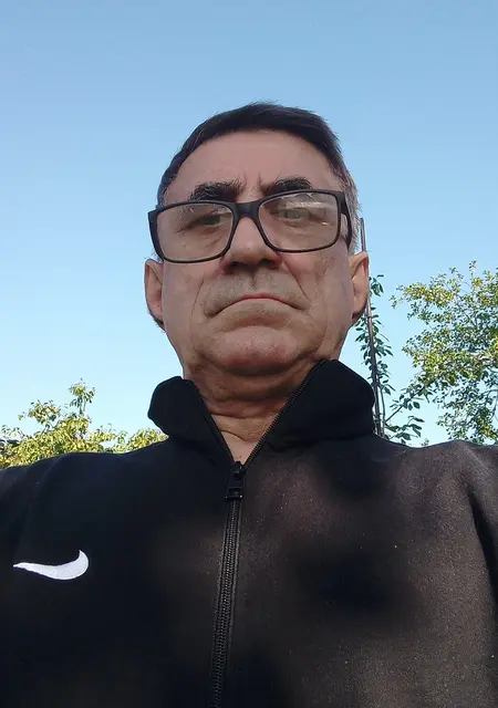 Я Oleq, 62, из Минска, ищу знакомства на одну ночь