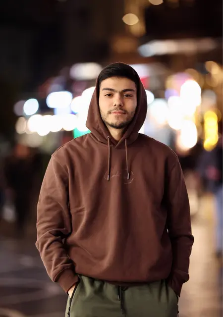 Я Фариз, 25, из Баку, ищу знакомства без обязательств