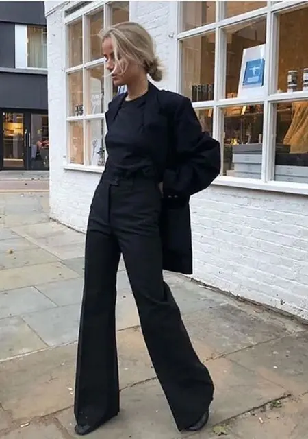 Я Дашка Лесбиянка из Могилёва, мне 25, познакомлюсь на одну ночь