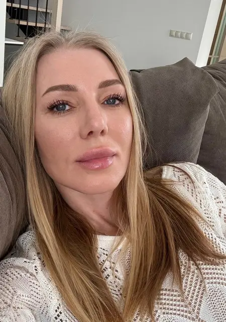 Я Мари, 49, знакомлюсь без обязательств в Энсхеде