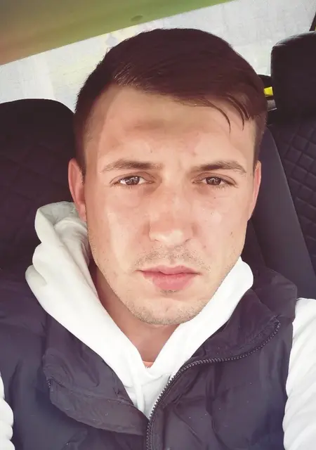 Павел из Минска, ищу на сайте знакомства без обязательств