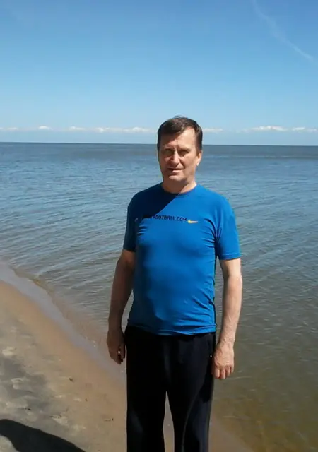 Я Виктор, 70, из Усть-Каменогорска, ищу знакомство для общения