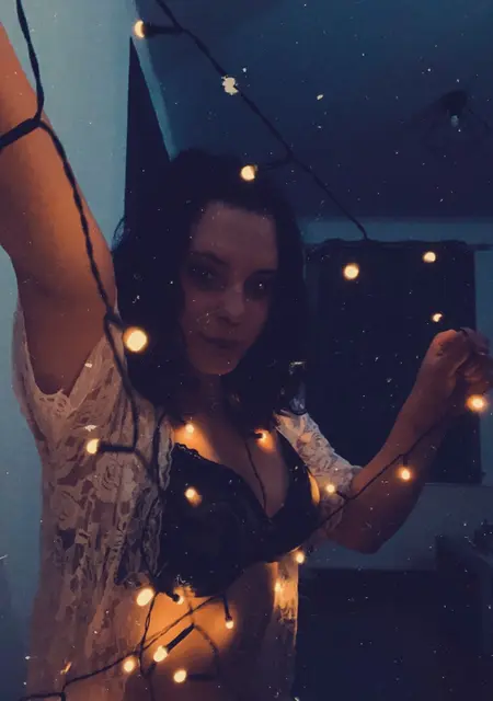 Mia из Мюнхена, ищу на сайте дружбу