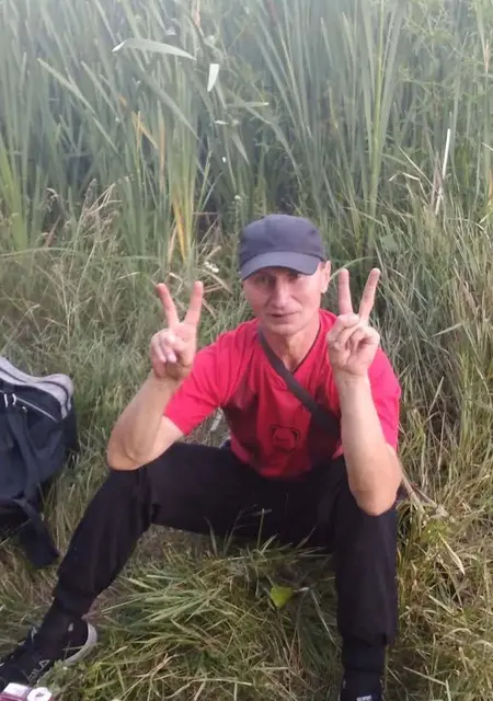 Виктор из Харькова, мне 48, познакомлюсь для приятного времяпровождения