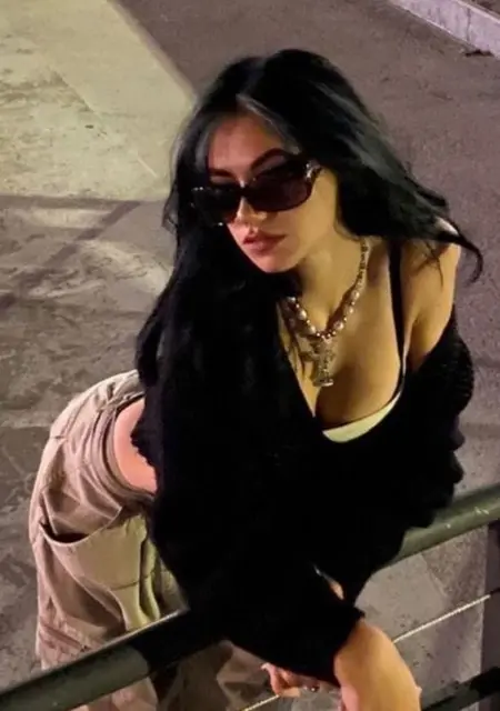 Я Мадина, 18, знакомлюсь без обязательств в Алматы