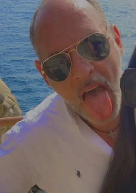 Я Gonzalo, 55, из Тихуана, ищу знакомство для приятного времяпровождения