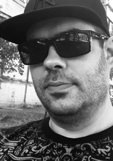 Я Alex, 36, из Броваров, ищу знакомство для совместных путешествий
