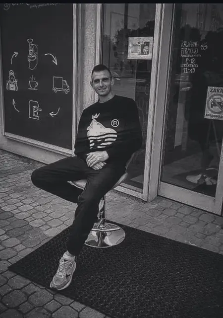 Я Микола, 26, из Влардинген, ищу знакомство для совместных путешествий