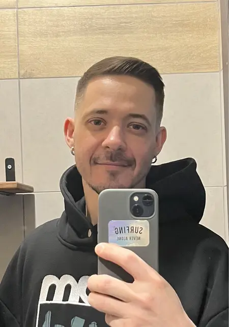 Я Igor, 39, из Кызылорды, ищу знакомство для приятного времяпровождения