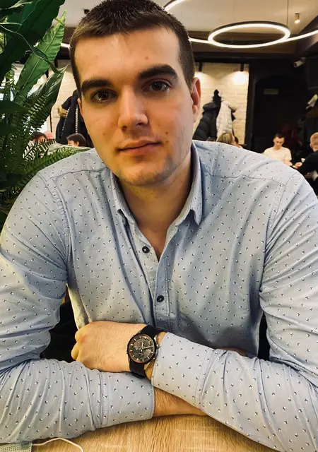 Максим из Брюсселя, мне 25, познакомлюсь для постоянных отношений