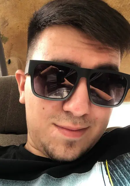 Я Максим, 21, знакомлюсь для приятного времяпровождения в Хельсинки