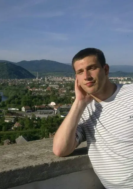 Я Василь, 39, из Дрогобича, ищу знакомство для постоянных отношений